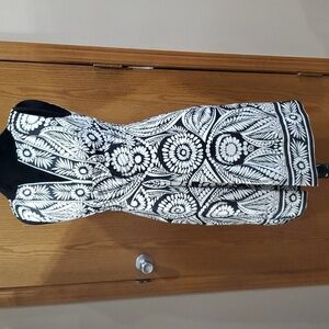 Banana republic black white sill floral pattern dress pockets lined sleeveless